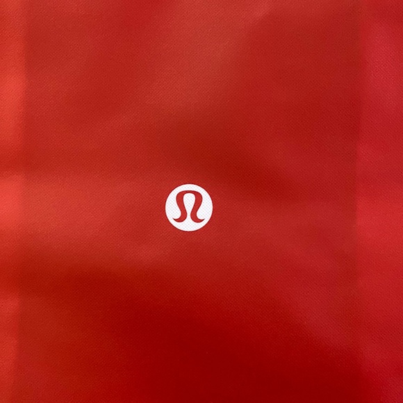 ❤️ Large New Red and White lululemon Bag NWOT - Picture 2 of 6